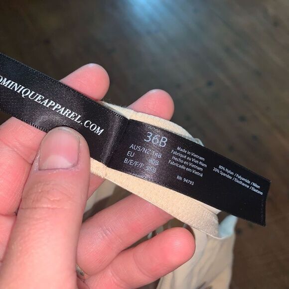 Dominique Apparel nude seamless push up 36B bra - Picture 4 of 4